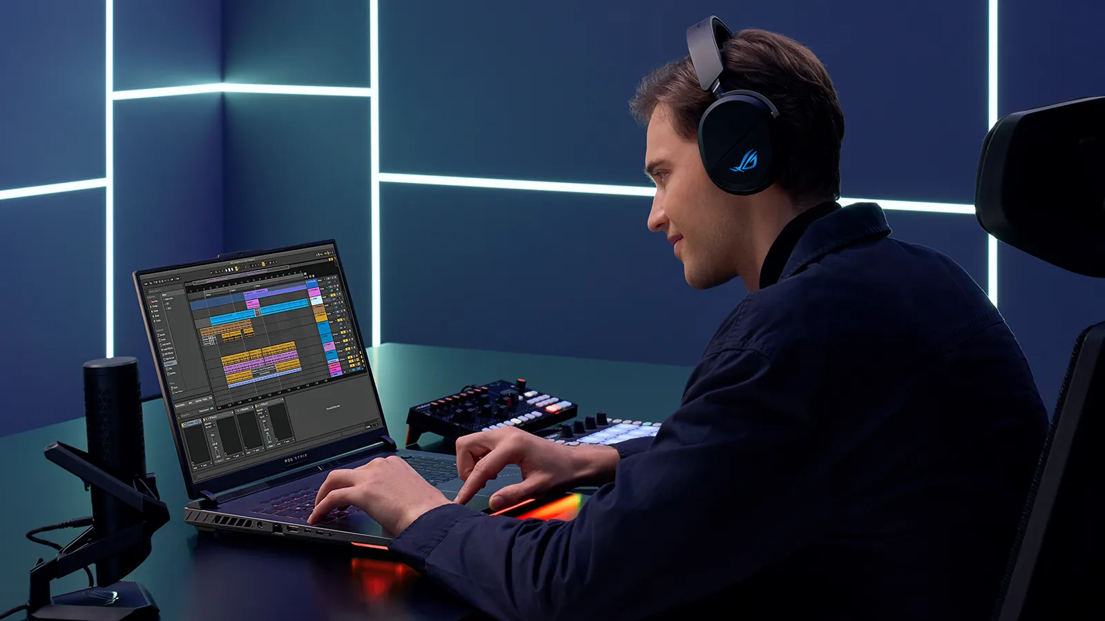 ROG Strix Ambient
